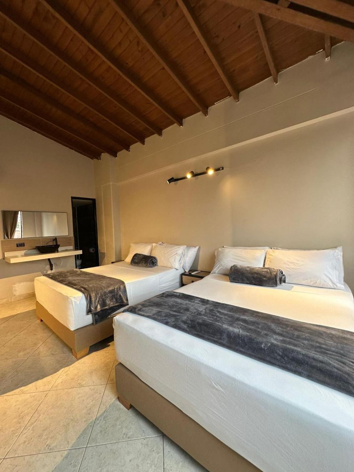 מדיין Hotel Coral Boutique מראה חיצוני תמונה